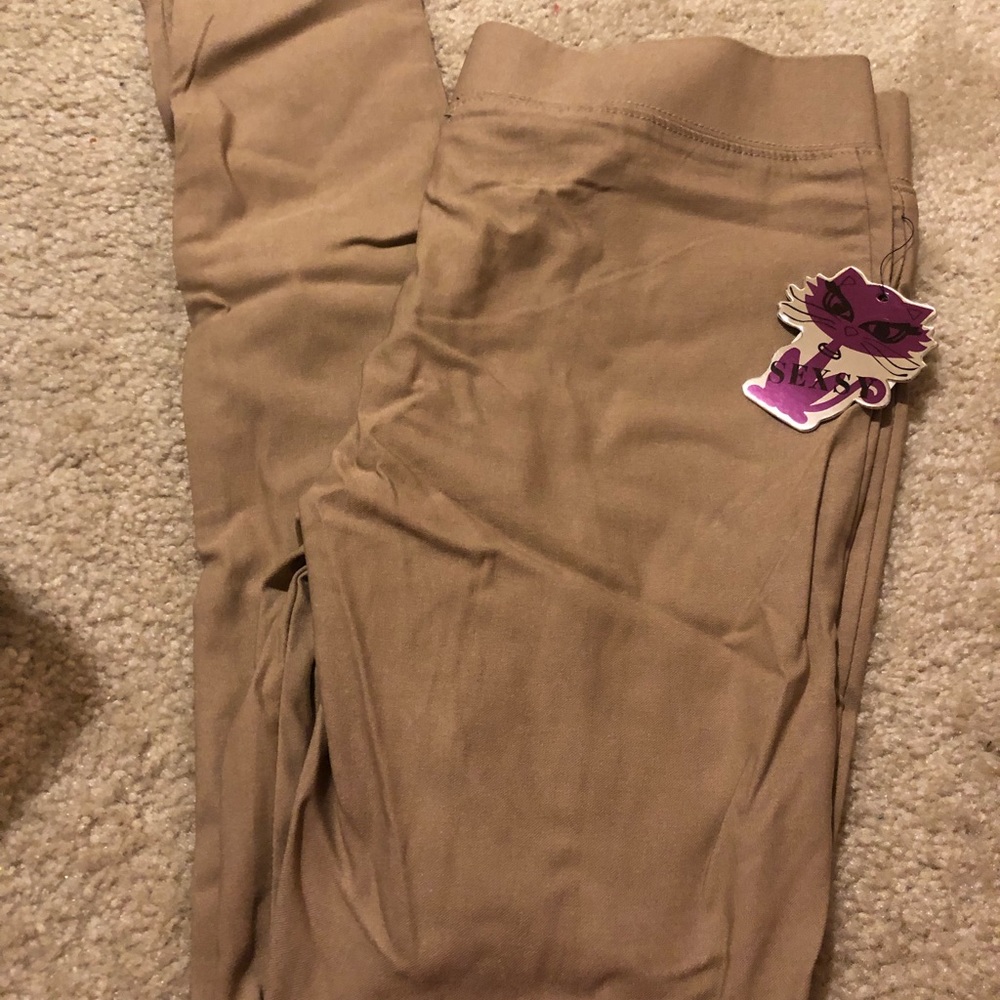 Beige pants - medium size - Picture 2 of 2